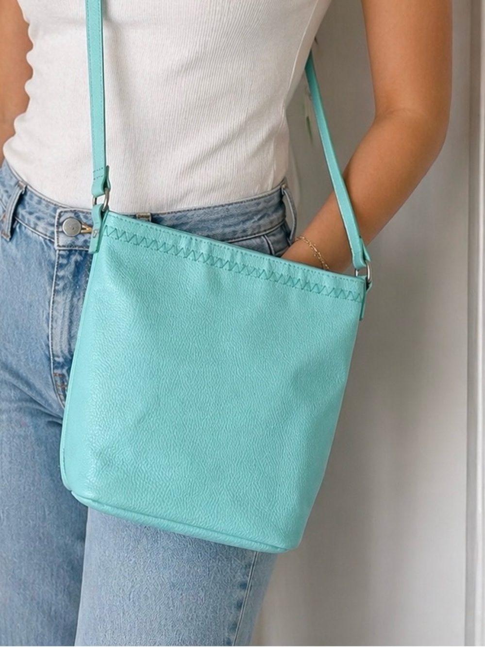 Jewell by Thirty-One Aqua Mint Pebbled Faux Leather Crossbody Bag